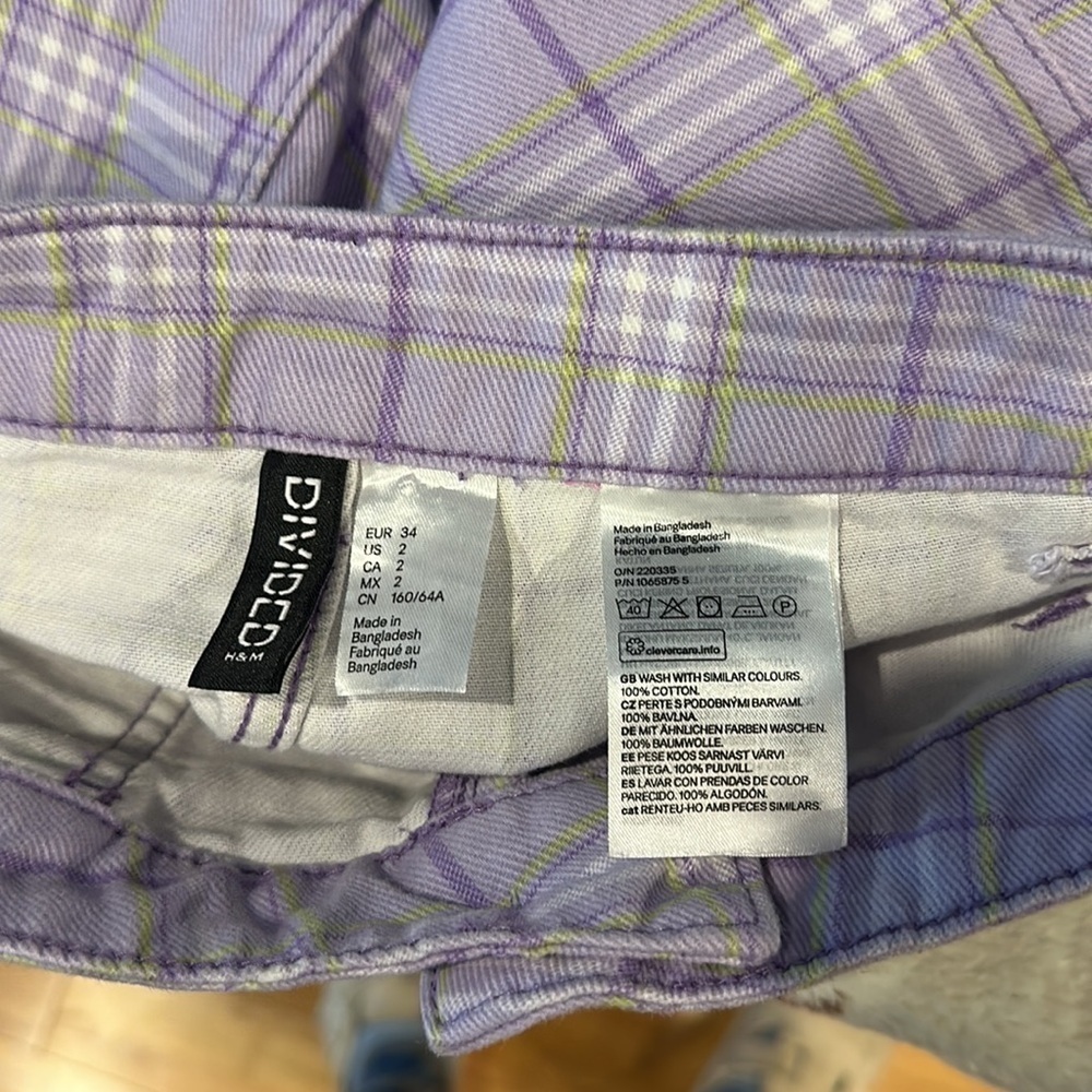 H&M divided plaid jeans size 2 women’s - Picture 8 of 9